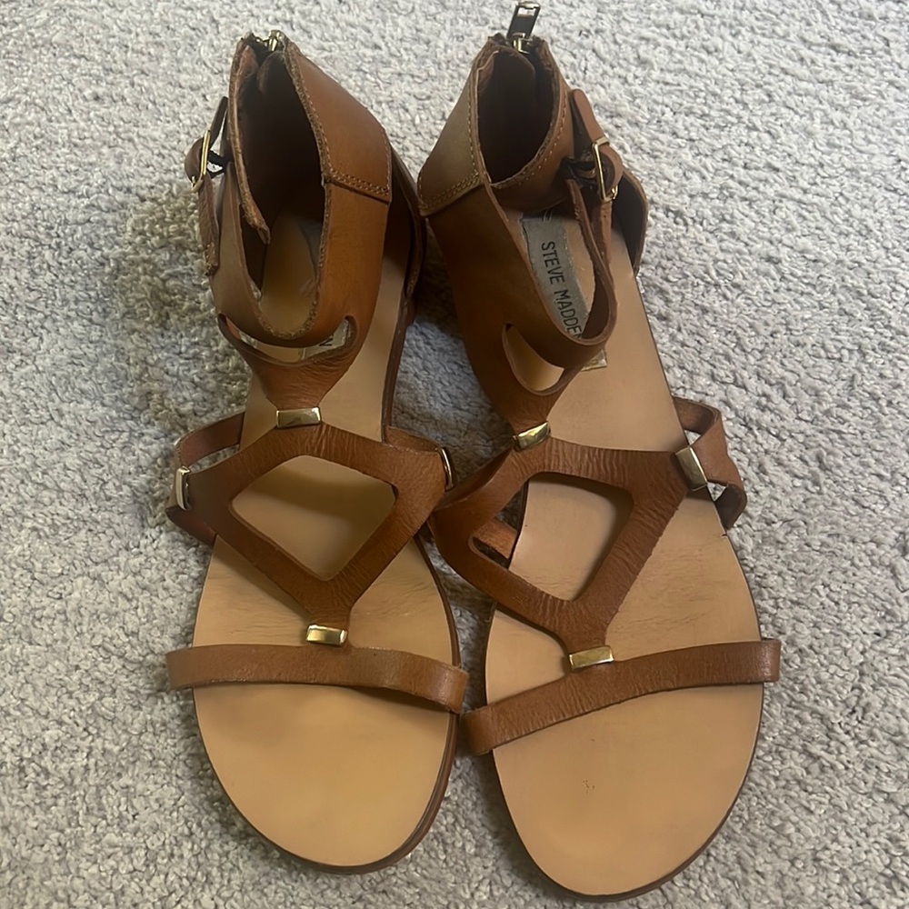 Steve Madden Brown & Gold Leather Zippered Back Gladiator Sandals